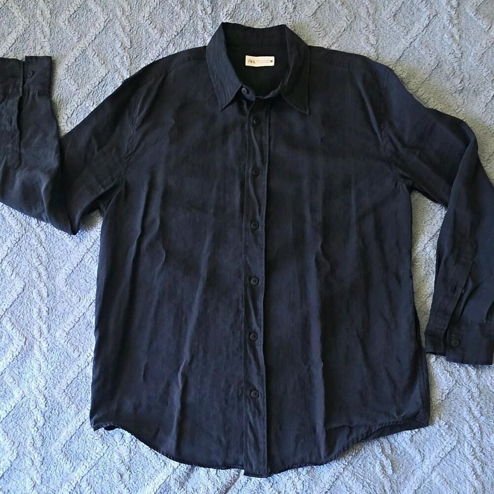 Zara Men's Black Shirt